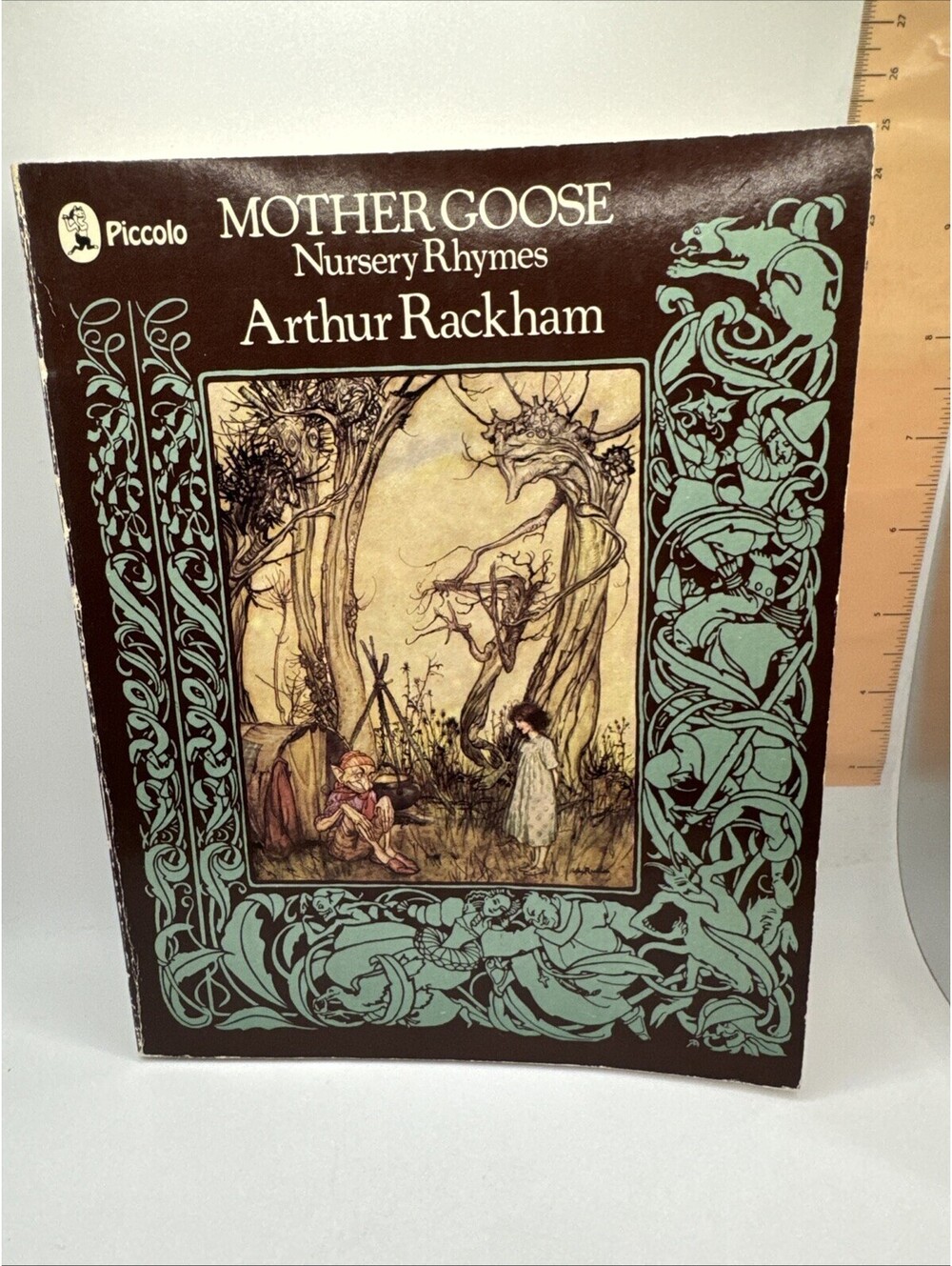 Mother Goose Nursery Rhymes Arthur Rackham  1975 Piccolo